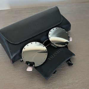 Valentino Round Mirrored Sunglasses